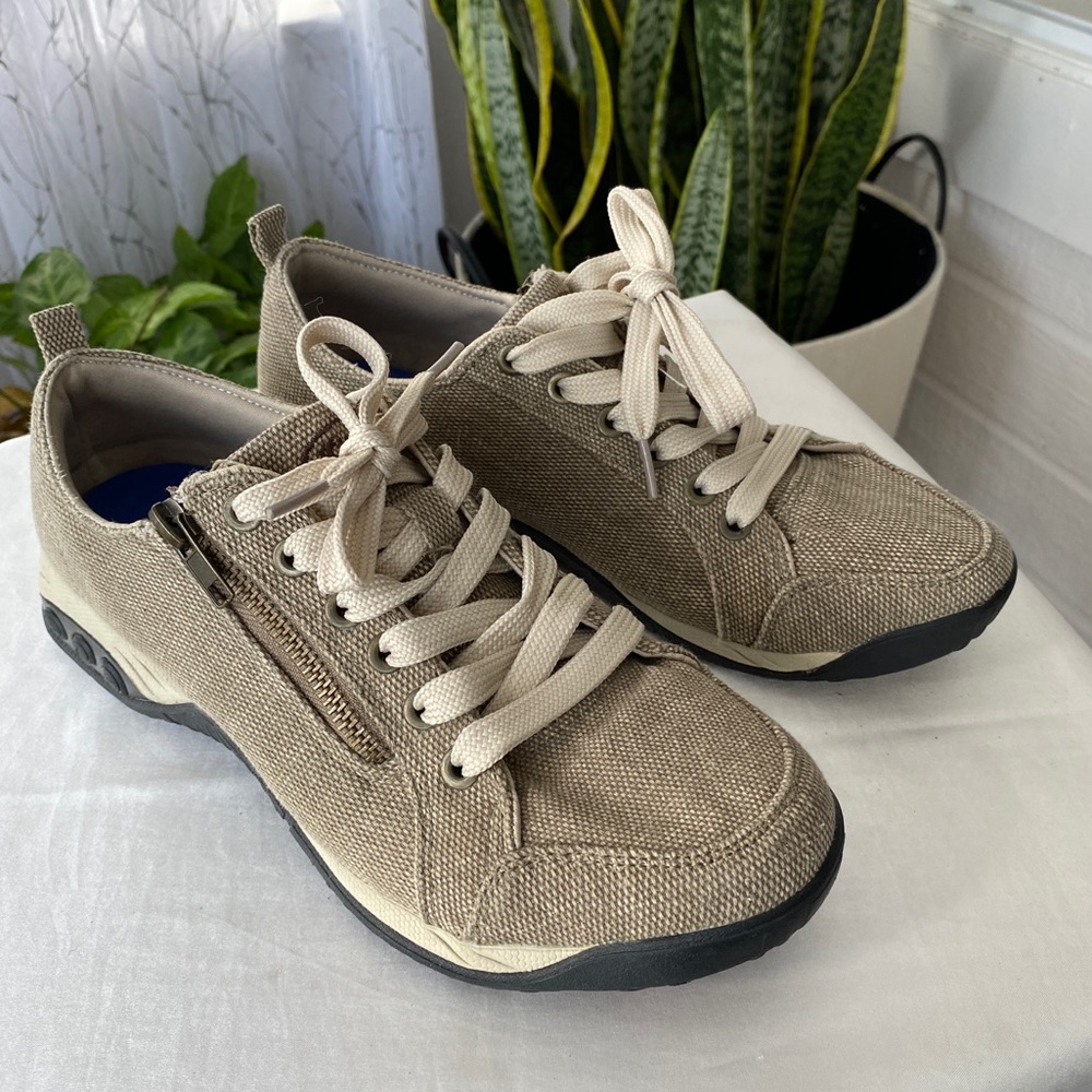 THERAFIT - Beige Denim Sienna Sneakers